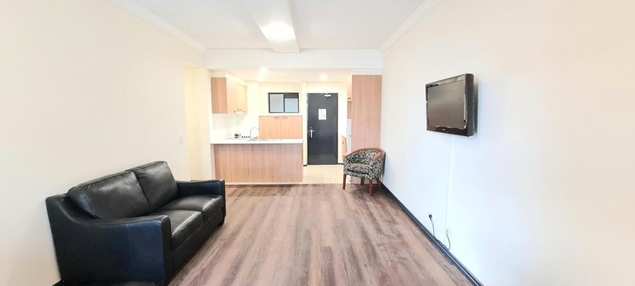 Ramada By Wyndham Brisbane Windsor 호텔 외부 사진