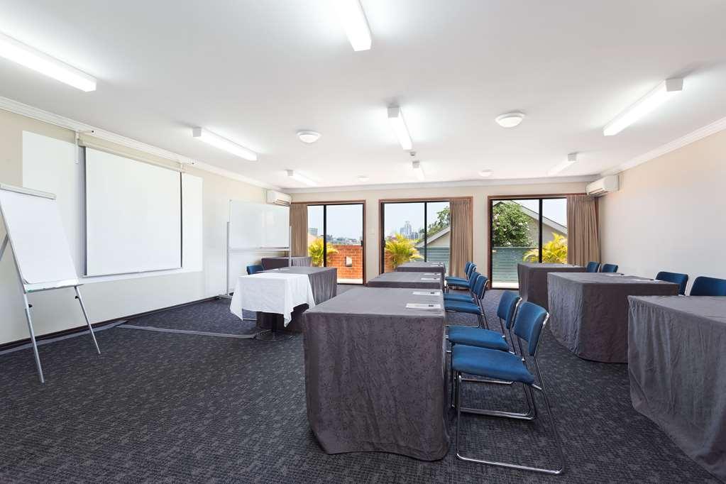 Ramada By Wyndham Brisbane Windsor 호텔 시설 사진