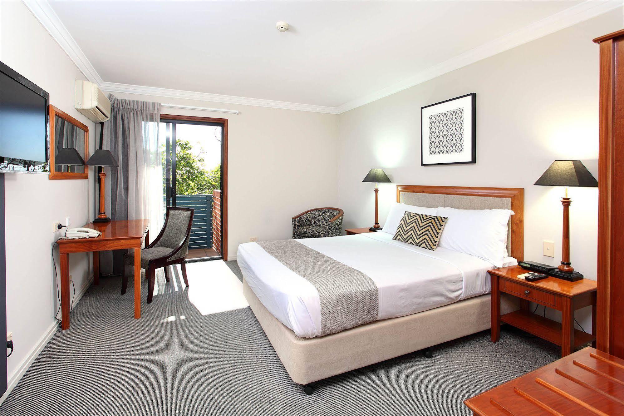 Ramada By Wyndham Brisbane Windsor 호텔 외부 사진