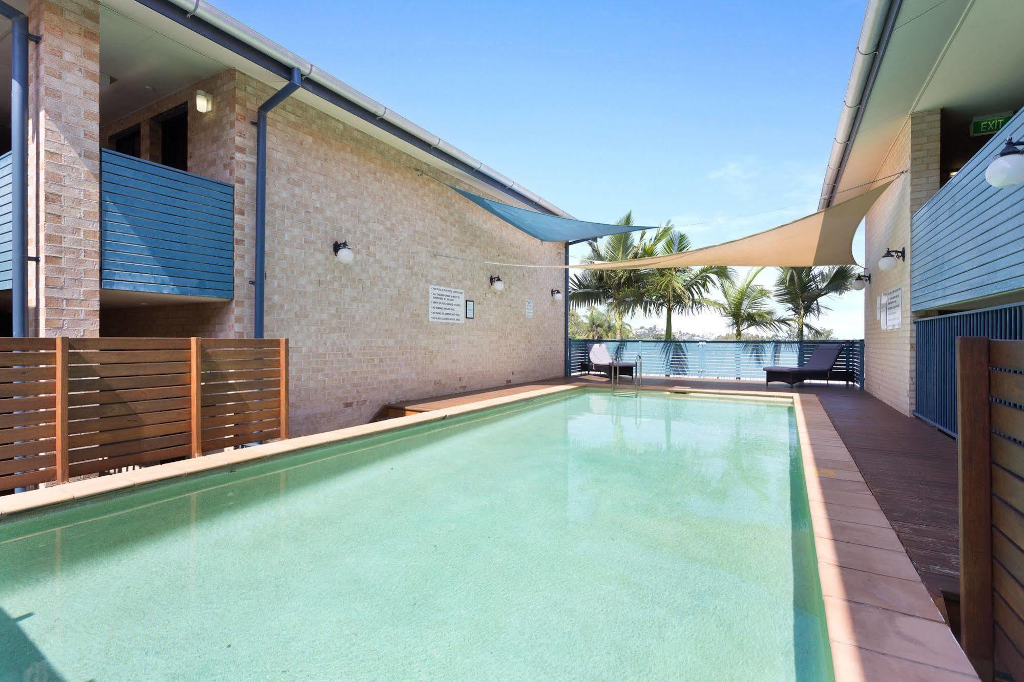 Ramada By Wyndham Brisbane Windsor 호텔 외부 사진