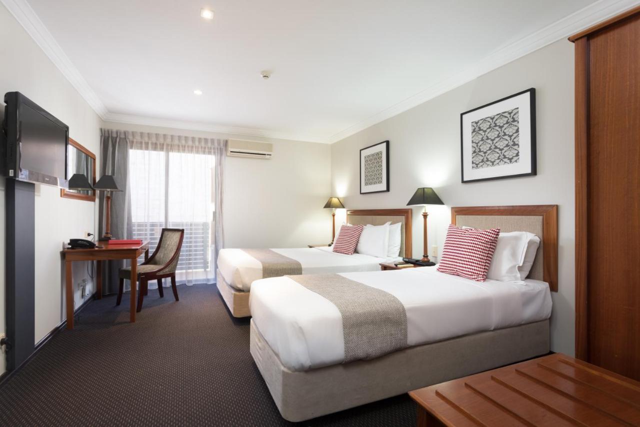 Ramada By Wyndham Brisbane Windsor 호텔 외부 사진